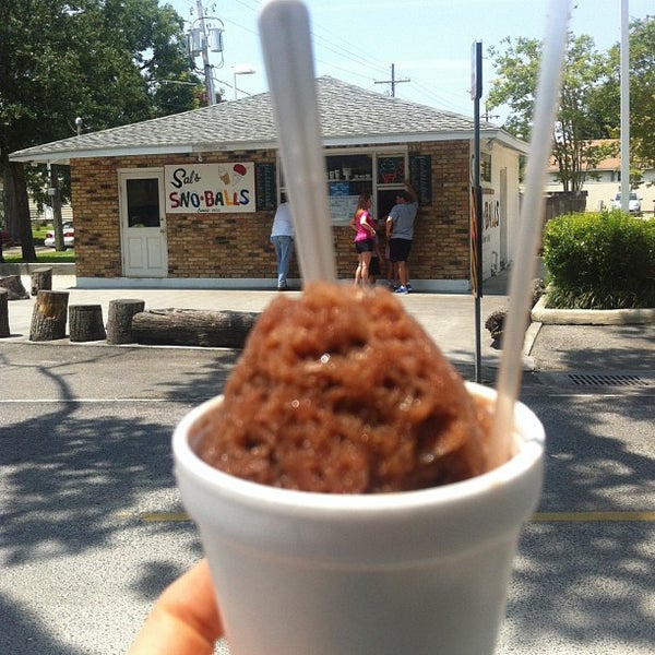 Photo taken at Sal&#39;s Sno-Ball Stand by Rebecca S. on 7/29/2013