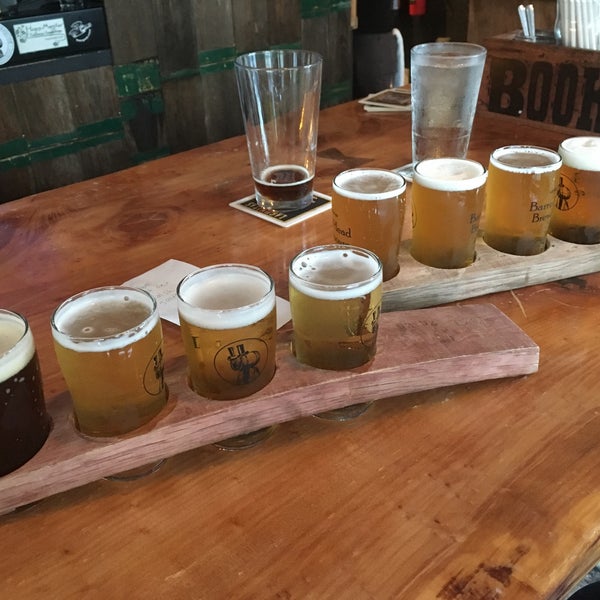 Photo taken at Barrel Head Brewhouse by Rebecca S. on 9/17/2018