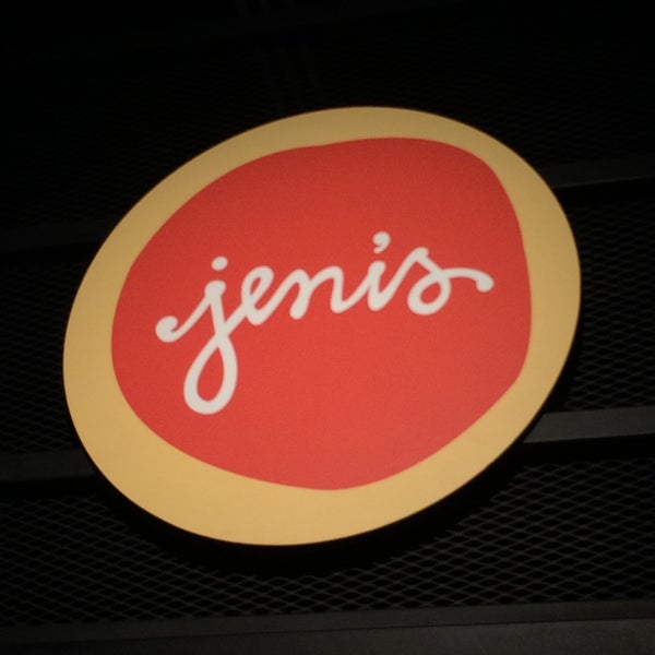 7/19/2014にDがJeni&#39;s Splendid Ice Creamsで撮った写真