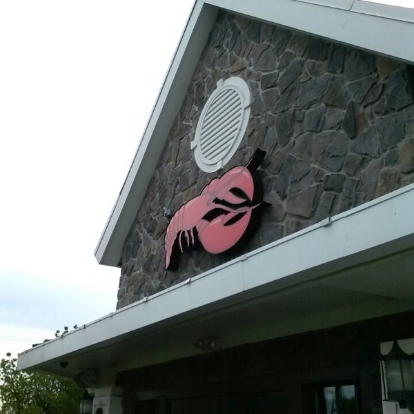 Red Lobster - Seafood Restaurant in East New York