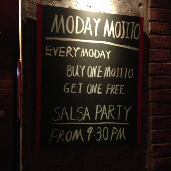 Monday = Salsa + Mojitos