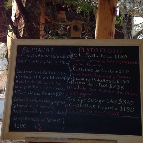 12/27/2014 tarihinde Heidy M.ziyaretçi tarafından Restaurante El Coyote Flaco'de çekilen fotoğraf