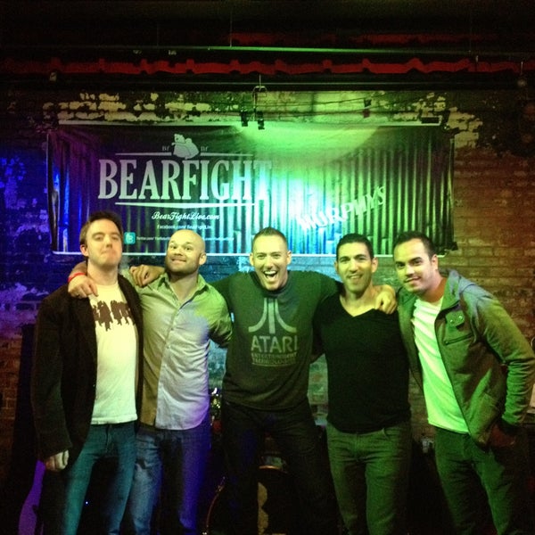 5/4/2013에 BearFight L.님이 The Lansdowne Pub에서 찍은 사진