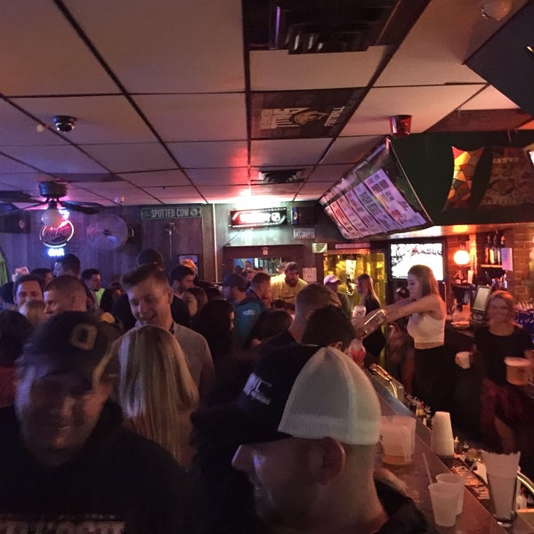 Best Bars in the Oshkosh Area