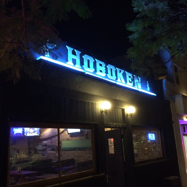 Foto tirada no(a) Hoboken Pizza &amp; Beer Joint por Nick O. em 2/12/2015