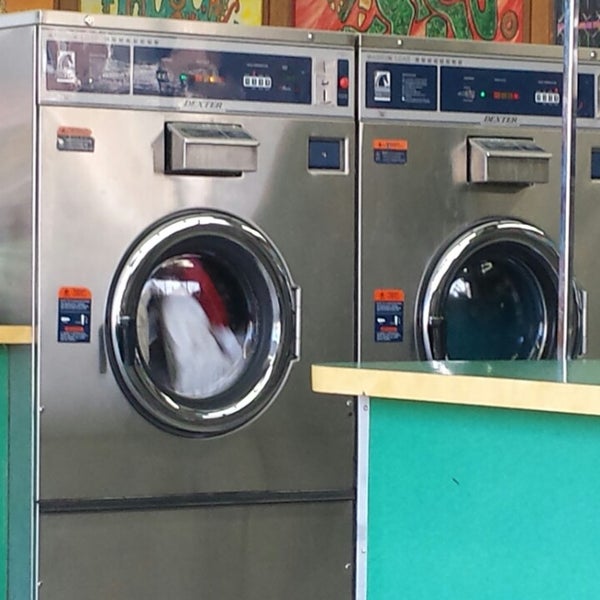 Lavanderia La Villa/Village Coin Laundry Little Village Chicago, IL