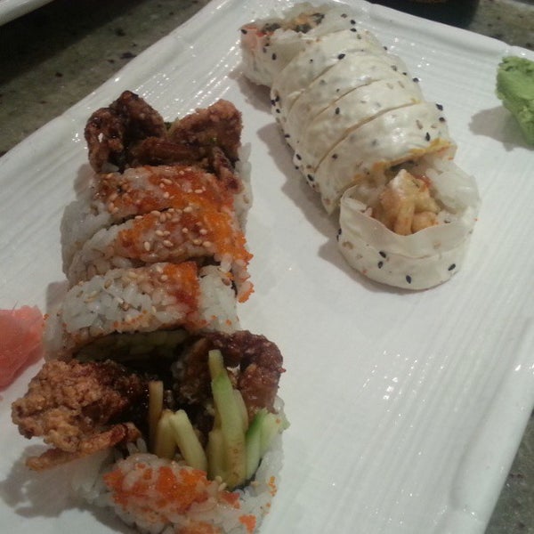 4/1/2013 tarihinde Troy W.ziyaretçi tarafından Sushi Hana Fusion Cuisine&ap...