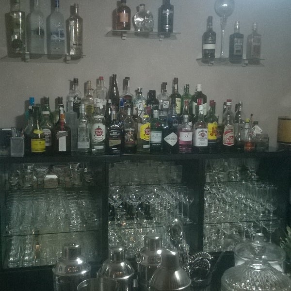 Foto scattata a El Encanto Cocktail Bar da El Encanto Cocktail Bar il 2/11/2015