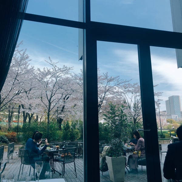 4/5/2019 tarihinde Eri O.ziyaretçi tarafından Union Square Tokyo'de çekilen fotoğraf