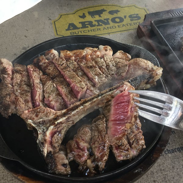 we tried the aged 120 t-bone and aged 45 tenderloin. T-bone cost 3,900 / kg but worth it - tender and juicy. Tenderloin was only decent though. Pepper & mushroom sauce were ridiculously watery though