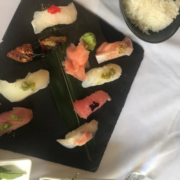 Photo taken at Umi Japanese Restaurant by Marina W. on 9/4/2021