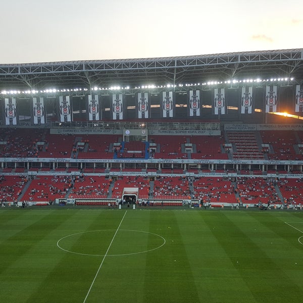 Photo taken at Samsun 19 Mayıs Stadyumu by Sahin U. on 8/6/2017