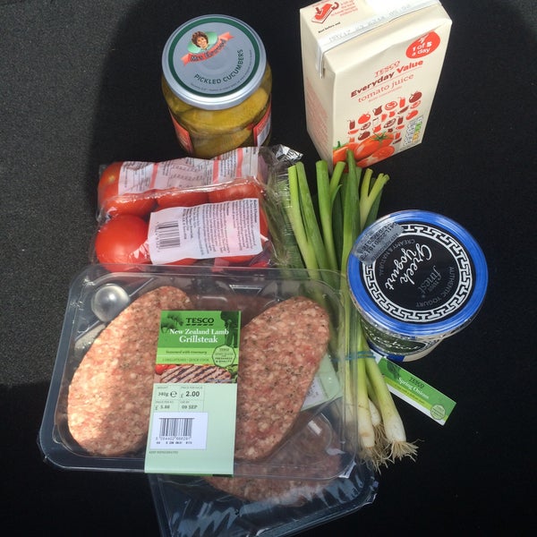 Tesco Extra Pasar Swalayan di Swindon