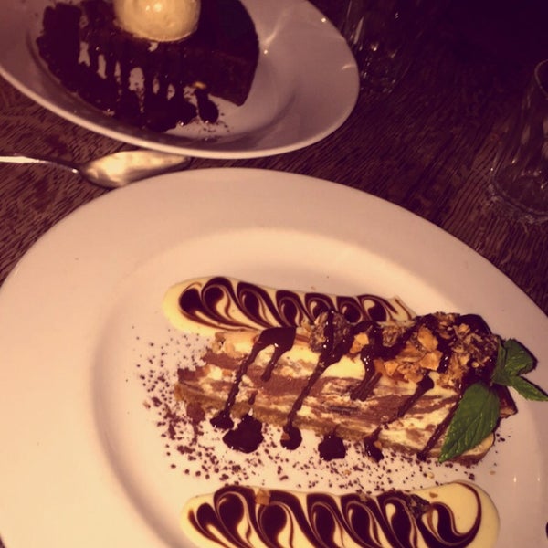 Снимок сделан в Sophie&#39;s Steakhouse пользователем Rose &amp; Riad 🌹 7/11/2015