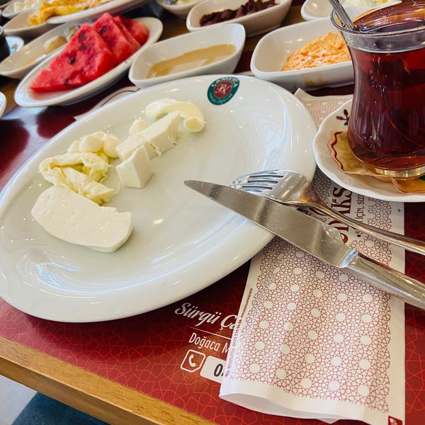 Foto tirada no(a) Çamlıca Restaurant Malatya Mutfağı por Abdurrahman Ü. em 7/4/2021