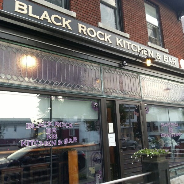 รูปภาพถ่ายที่ Black Rock Kitchen &amp; Bar โดย Nancy S. เมื่อ 7/3/2013
