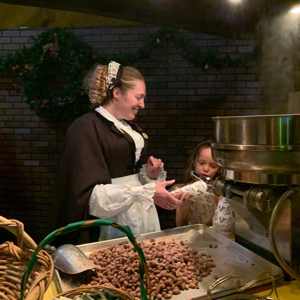 12/14/2019에 Peggy L.님이 The Great Dickens Christmas Fair에서 찍은 사진