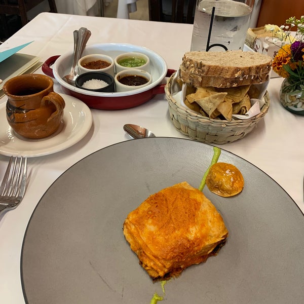 Das Foto wurde bei Restaurante Nicos von Peggy L. am 11/8/2019 aufgenommen