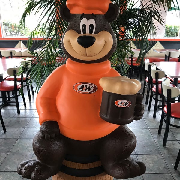 Photo taken at A&amp;W Restaurant by Ramon A. on 4/24/2017