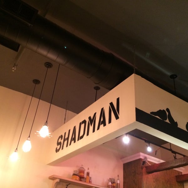 Foto tomada en Shadman Restaurant  por Subash U. el 6/6/2014