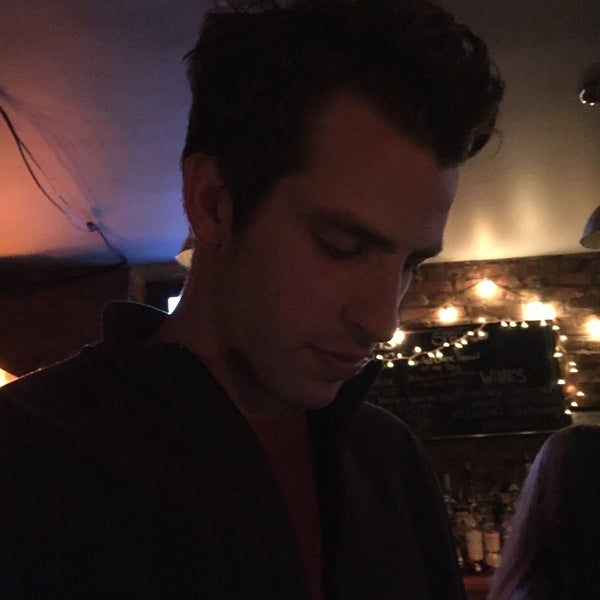 Photo prise au Double Wide Bar &amp; Southern Kitchen par Chris le4/3/2015