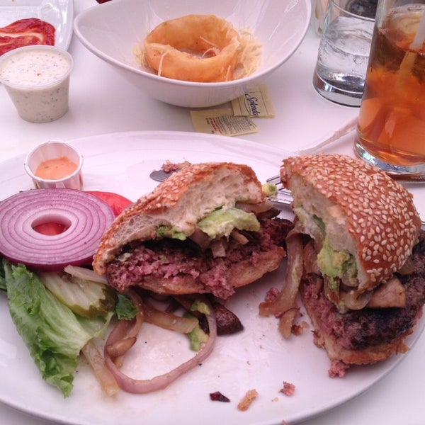 Photo taken at Barney&#39;s Gourmet Hamburgers by Natalie M. on 4/9/2013