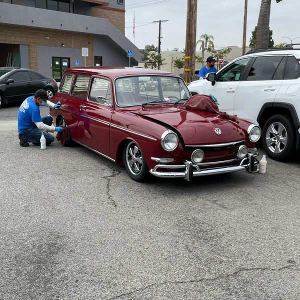 Bubble Bath Hand Car Wash Automotive Repair Shop in Torrance