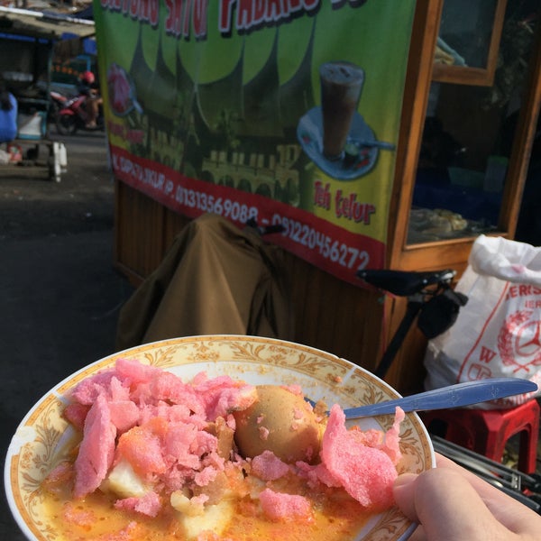 Lontong Sayur Padang Dipati Ukur Bandung