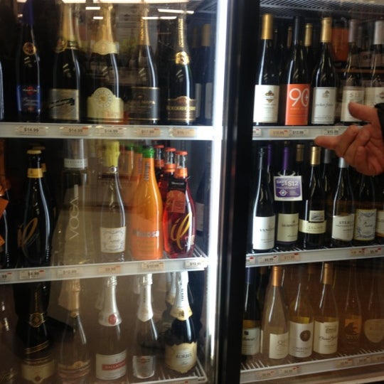 Macy's Liquors 1826 Centre St