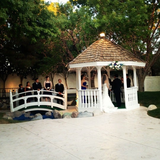 10/7/2012 tarihinde peter philipp w.ziyaretçi tarafından Sunset Gardens'de çekilen fotoğraf