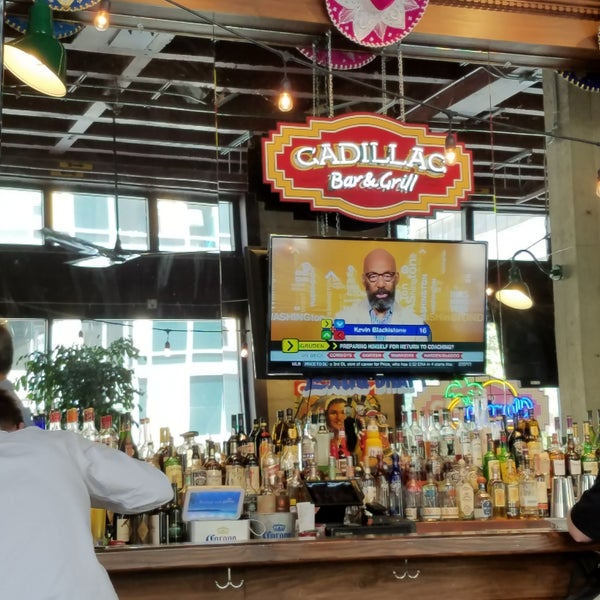 7/28/2017에 Chris H.님이 Cadillac Bar &amp; Grill에서 찍은 사진