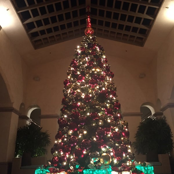 Das Foto wurde bei Hilton San Diego Resort &amp; Spa von S K Y. am 12/27/2015 aufgenommen
