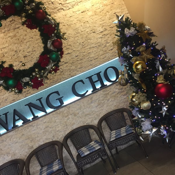 รูปภาพถ่ายที่ Wang Cho Korean BBQ - Chino Hills โดย S K Y. เมื่อ 12/21/2016
