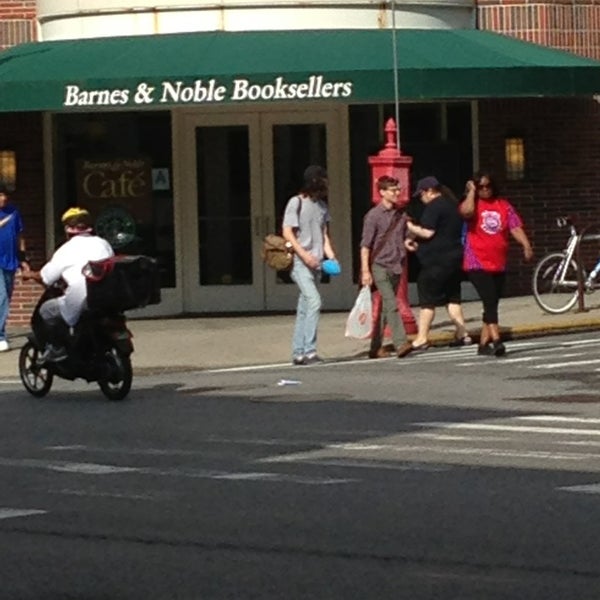Barnes Noble Bookstore In Central Slope