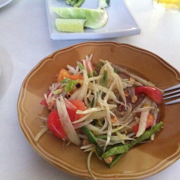 Tukta Thai Food Thai Restaurant in Chalok Baan Kao