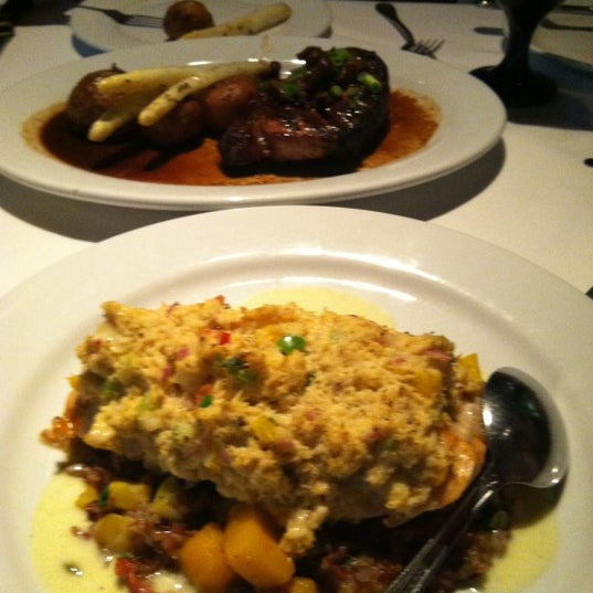 Das Foto wurde bei 71 Saint Peter Restaurant von Patricia H. am 9/30/2012 aufgenommen