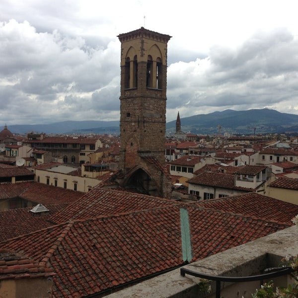 Foto tirada no(a) Antica Torre Tornabuoni por Monica M. em 6/10/2013
