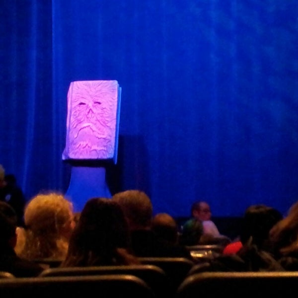 Photo prise au Randolph Theatre par Jennie N. le11/23/2013