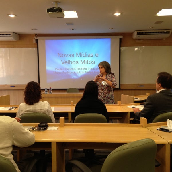 Instituto Coppead General College University In Rio De Janeiro