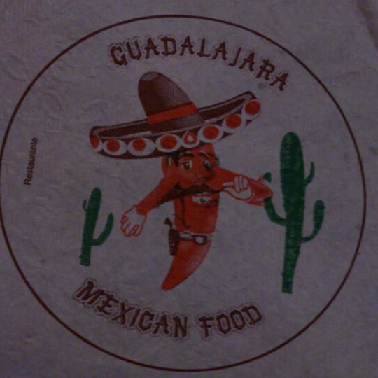 Foto tirada no(a) Guadalajara Mexican Food por Priscilla F. em 3/16/2014