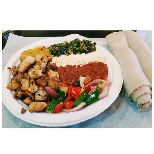 Foto diambil di Ethio Express Grill oleh Ethio Express Grill pada 6/2/2015