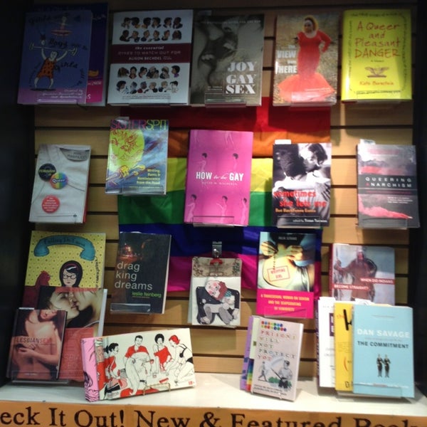 7/31/2013にLarissa L.がConcordia Co-op Bookstoreで撮った写真
