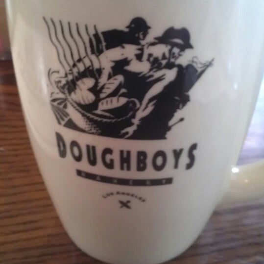 รูปภาพถ่ายที่ Doughboys Cafe &amp; Bakery โดย Gonzalo M. เมื่อ 7/1/2013