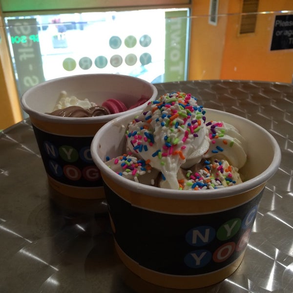 8/9/2014 tarihinde m y.ziyaretçi tarafından NYC Yogurt'de çekilen fotoğraf