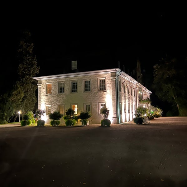 Das Foto wurde bei Wald &amp; Schlosshotel Friedrichsruhe von Alexander K. am 9/12/2023 aufgenommen