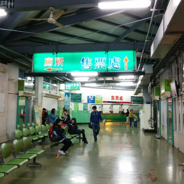 統聯客運中港轉運站 臺灣大道4段637號 Da Fotograflar
