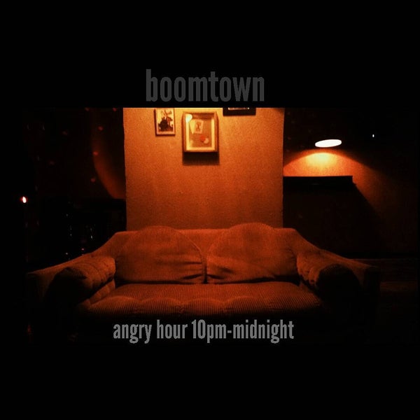 Foto tirada no(a) Boomtown Tavern por Hector S. em 7/7/2015