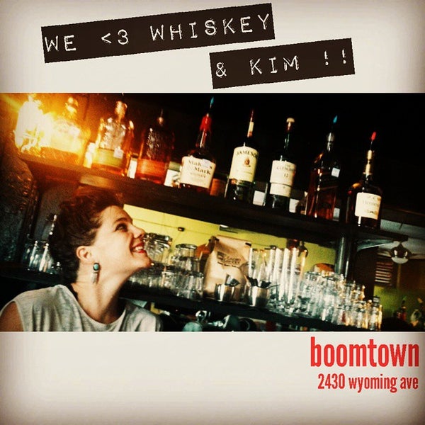6/18/2015 tarihinde Hector S.ziyaretçi tarafından Boomtown Tavern'de çekilen fotoğraf