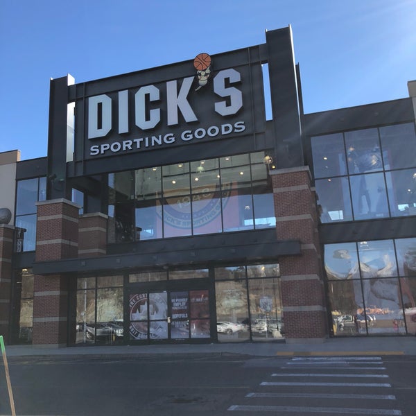 DICK'S Sporting Goods Saugus, MA