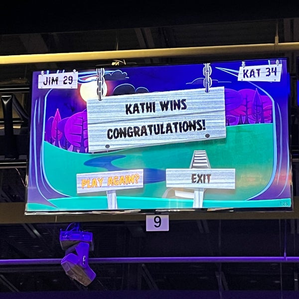 Round 1 Bowling & Amusement 172 Exton Square Mall